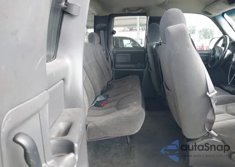 2004 Chevrolet Silverado 1500 Ls from USA, damaged, VIN 2GCEC19T641412868